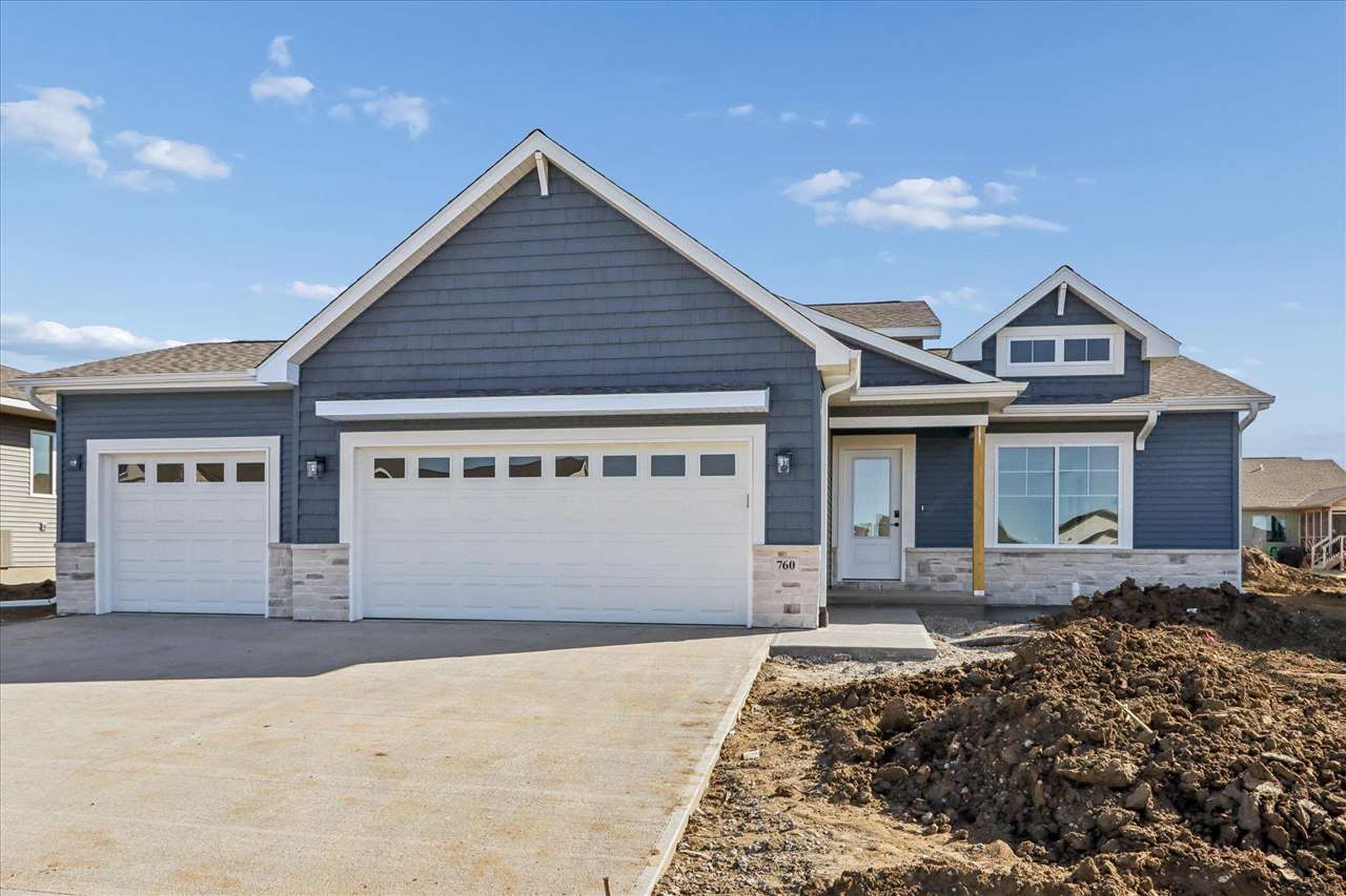760 Chamberlin Lane North Liberty IA 52317