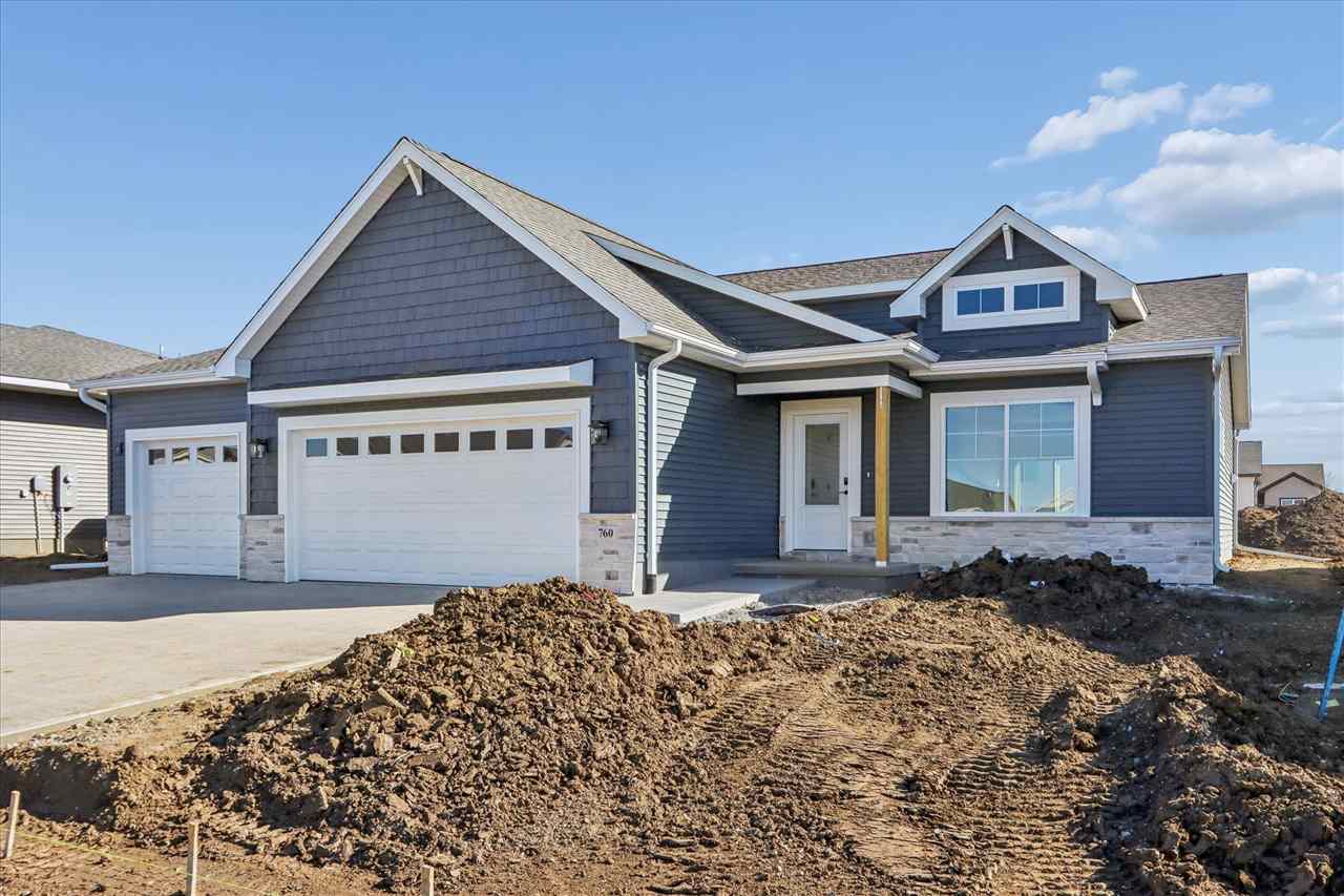 760 Chamberlin Lane North Liberty IA 52317