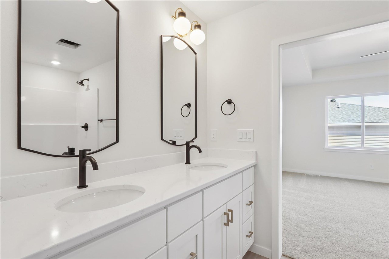 760 Chamberlin Lane North Liberty IA 52317