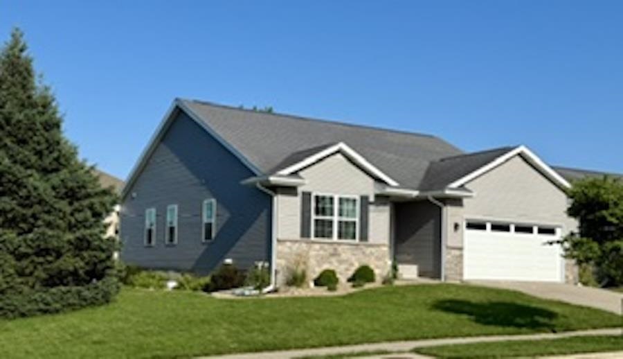 1864 Mackinaw Drive Iowa City IA 52245