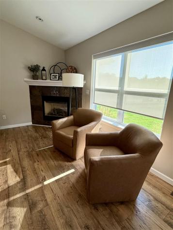1864 Mackinaw Drive Iowa City IA 52245