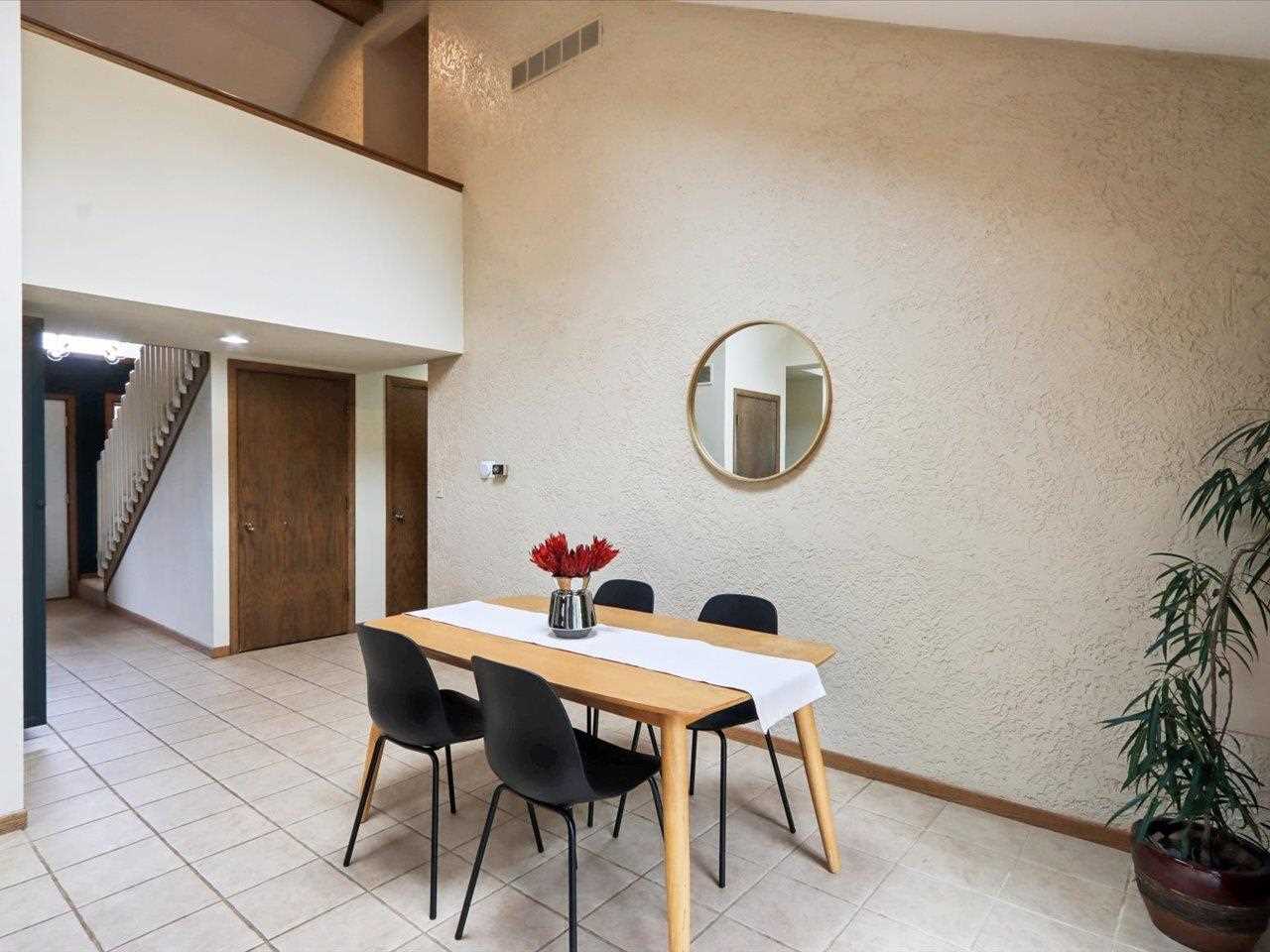 2365 Cae Drive Iowa City IA 52246