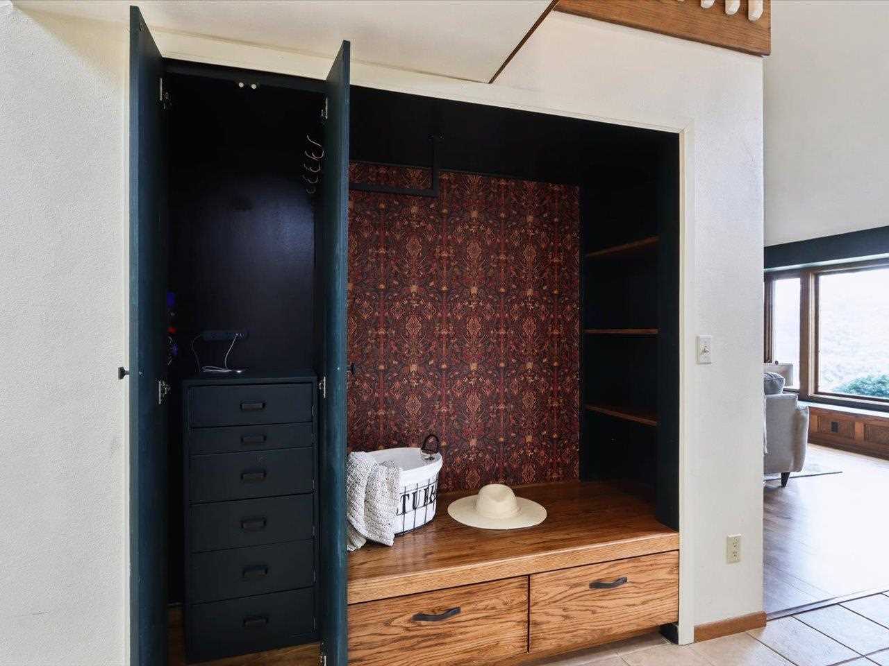 2365 Cae Drive Iowa City IA 52246