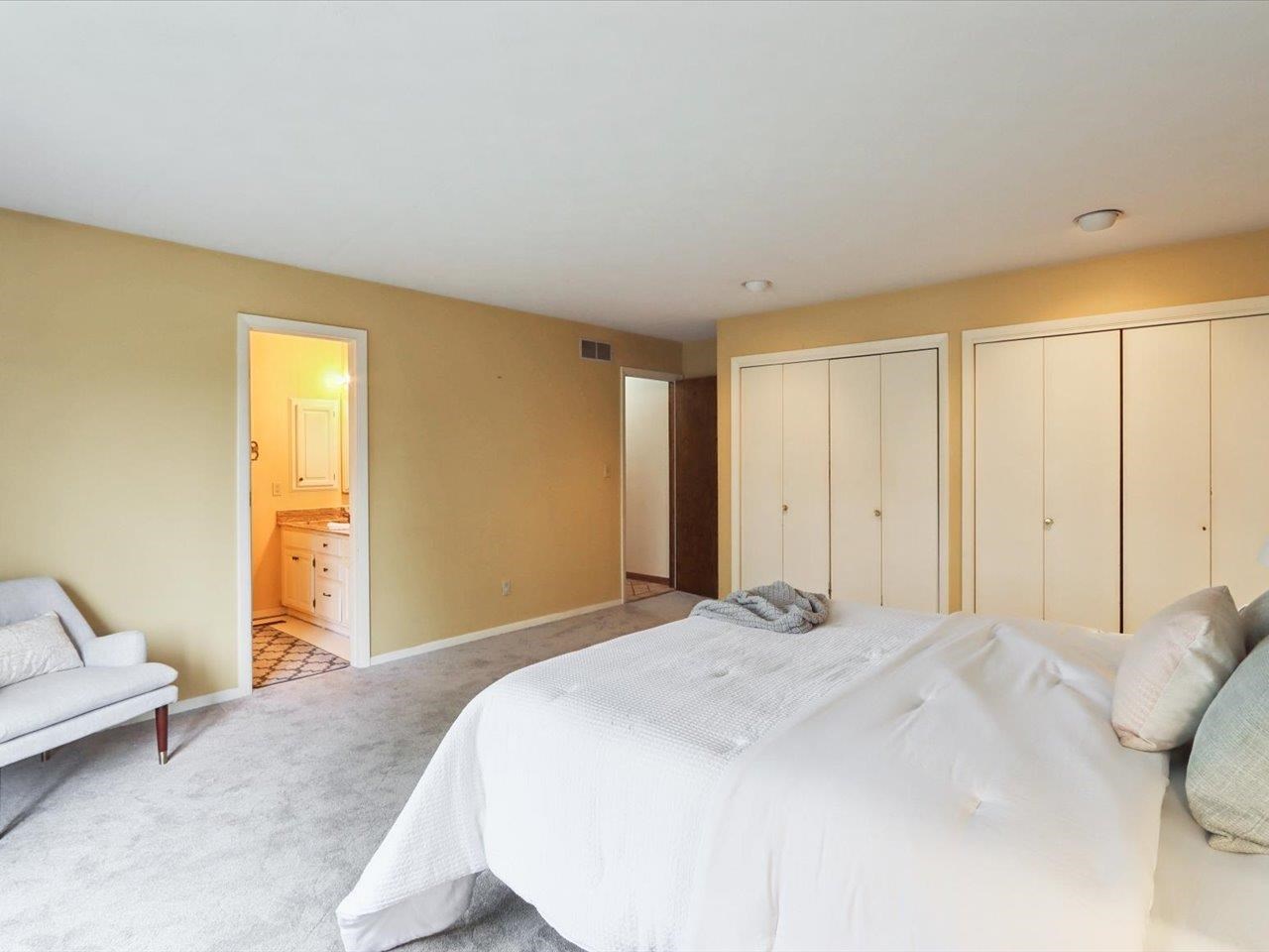 2365 Cae Drive Iowa City IA 52246