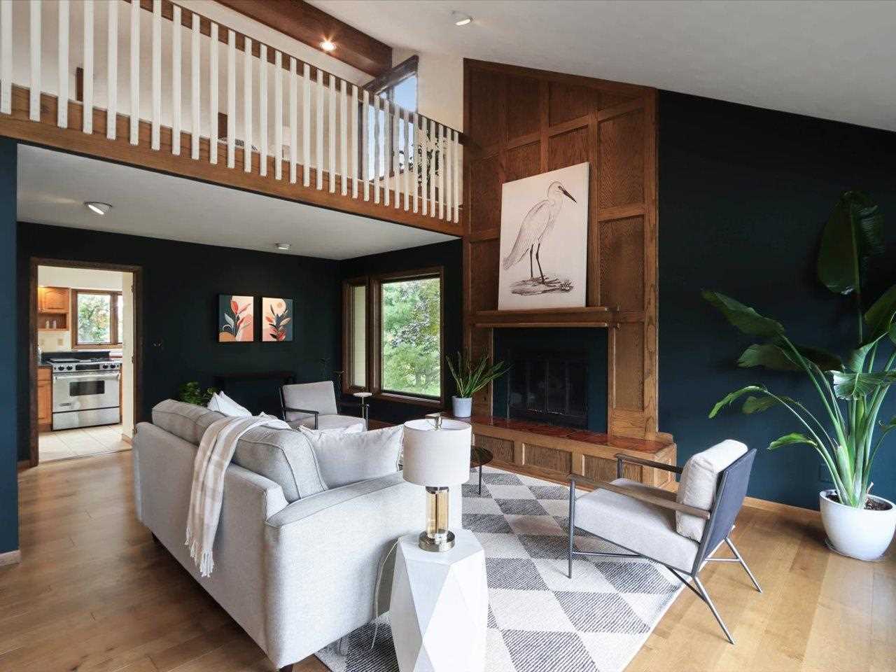 2365 Cae Drive Iowa City IA 52246