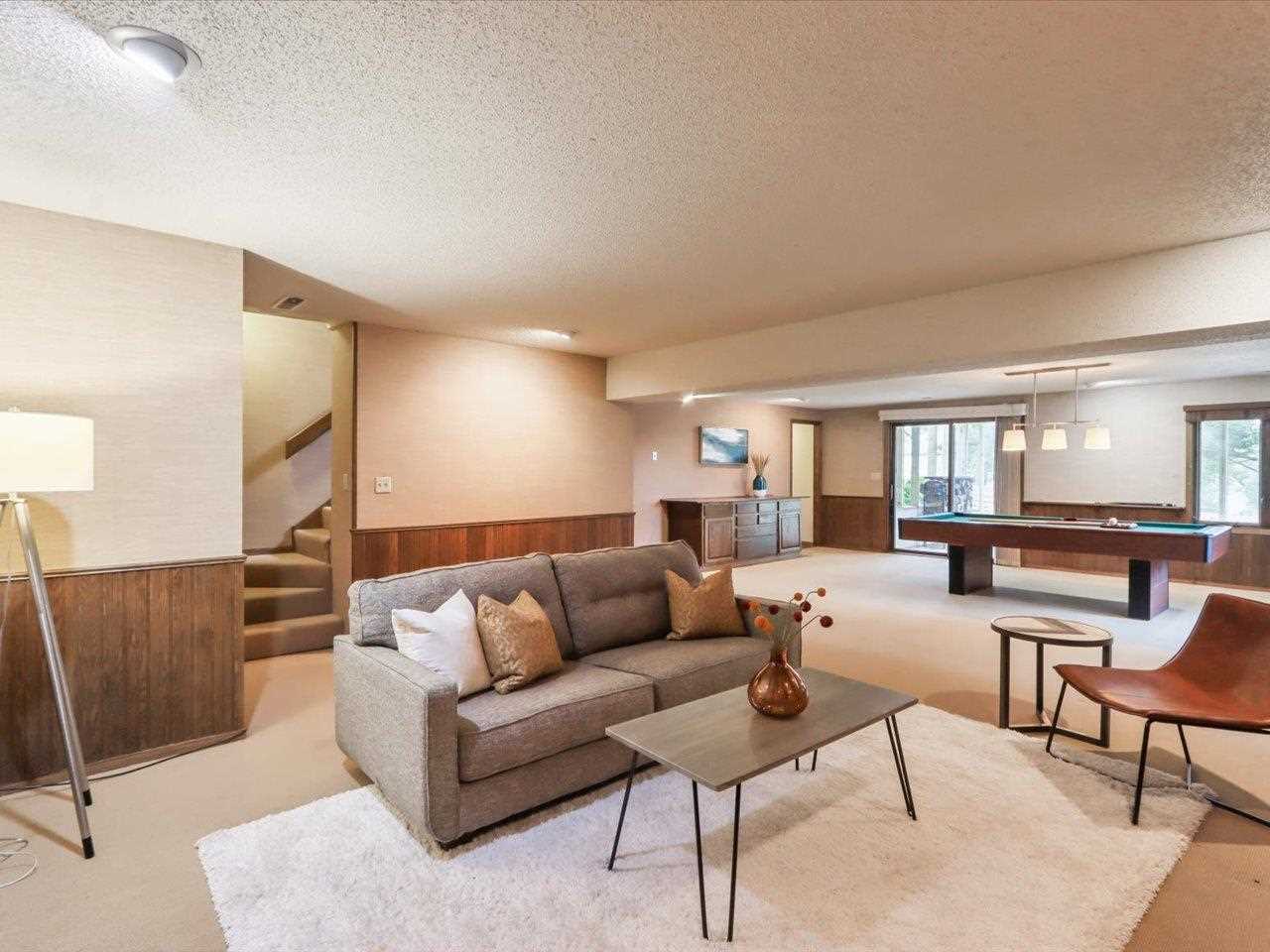 2365 Cae Drive Iowa City IA 52246