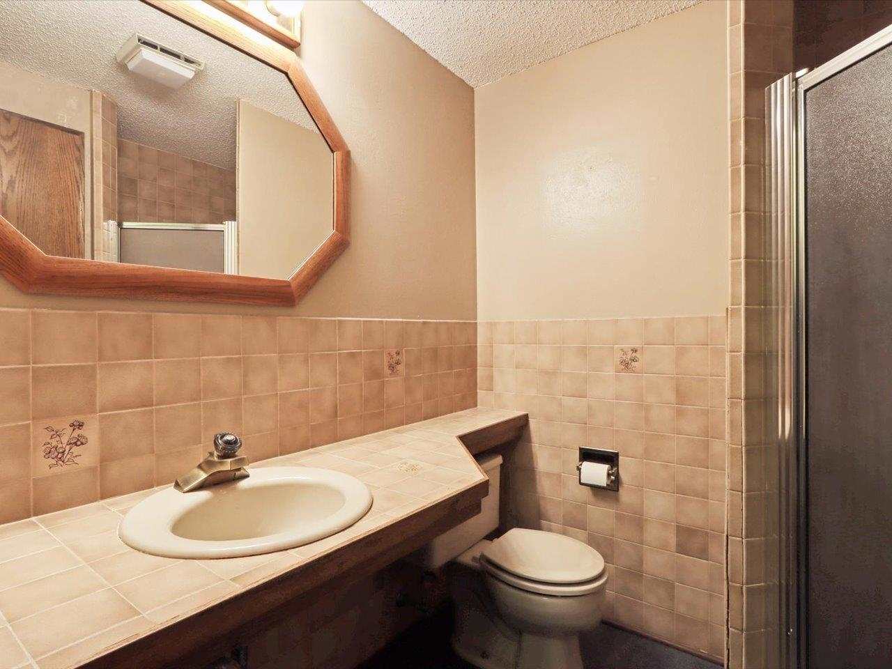 2365 Cae Drive Iowa City IA 52246