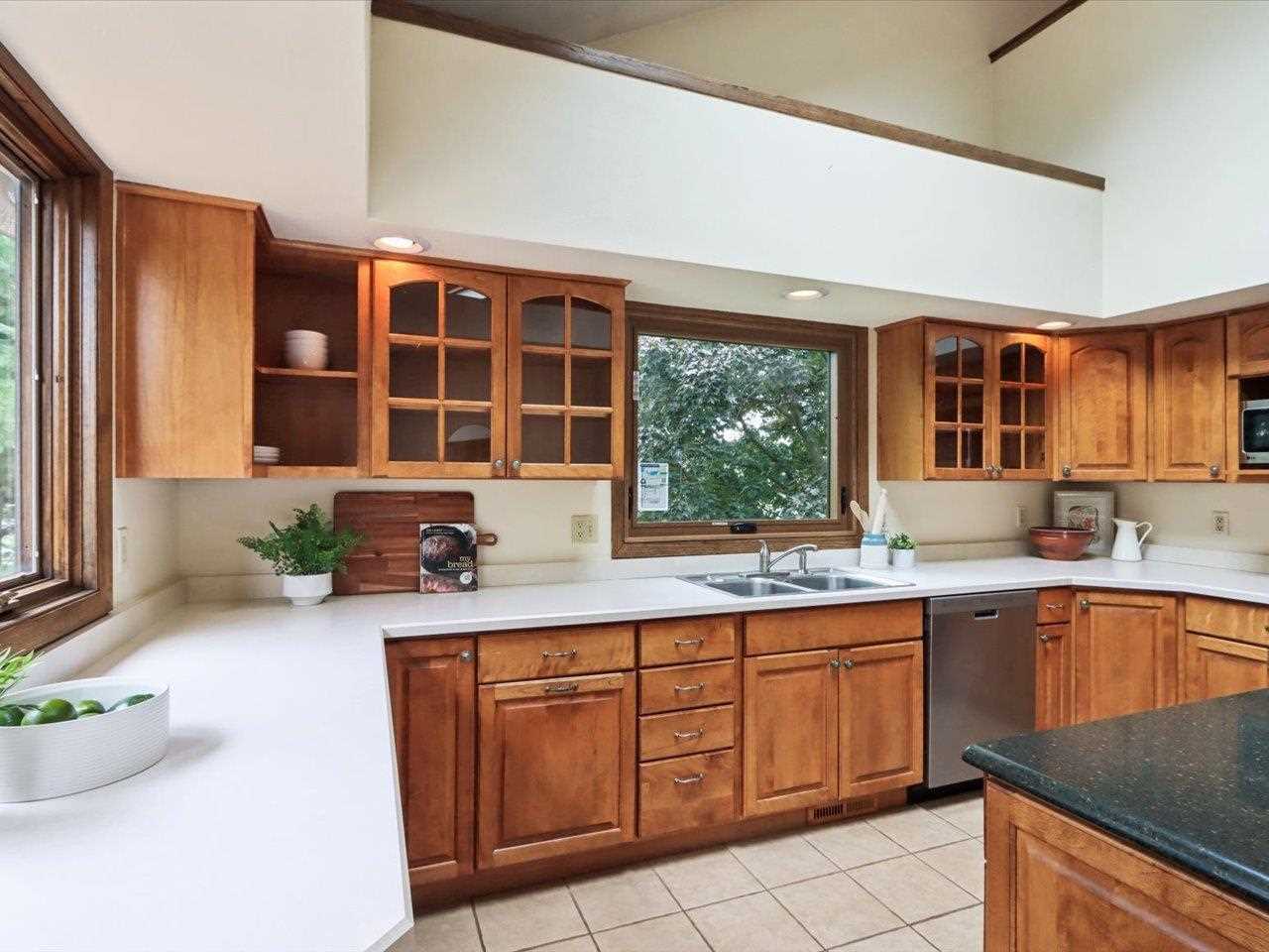 2365 Cae Drive Iowa City IA 52246