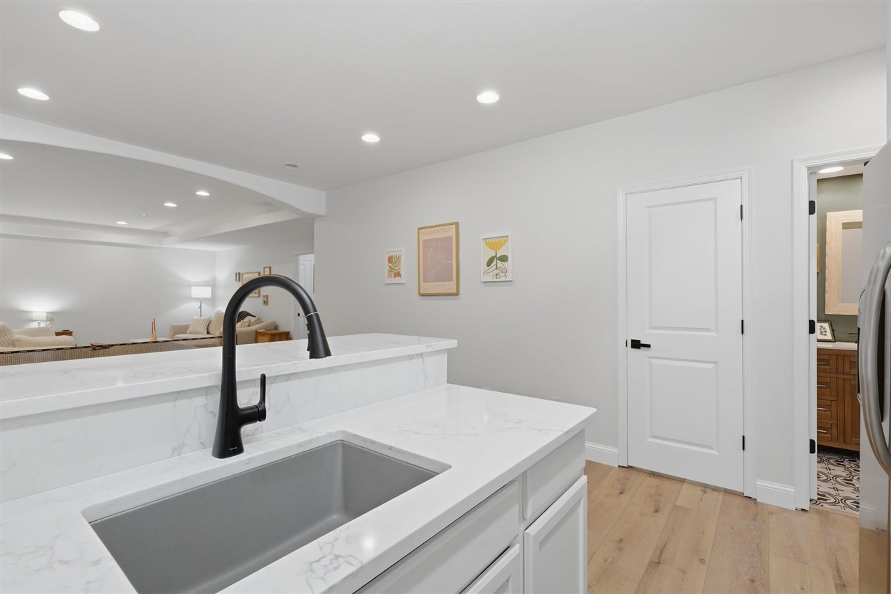 320 Lockmoor Avenue North Liberty IA 52317-0000