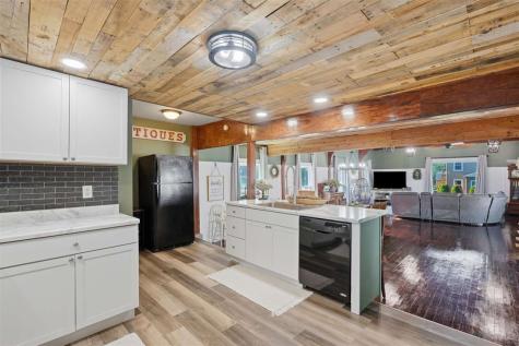 302 E 2nd Street Washington IA 52353