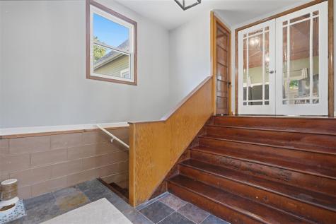 302 E 2nd Street Washington IA 52353