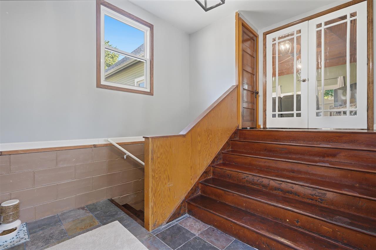 302 E 2nd Street Washington IA 52353