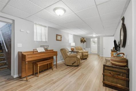 302 E 2nd Street Washington IA 52353