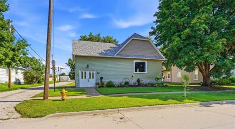 302 E 2nd Street Washington IA 52353