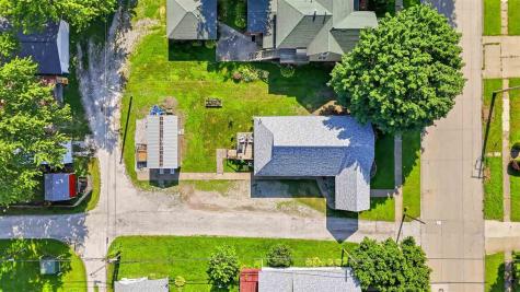 302 E 2nd Street Washington IA 52353