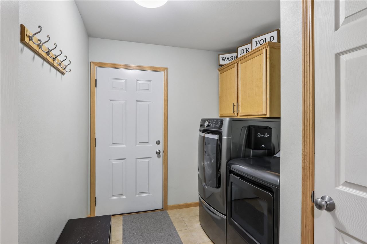 158 Eversull Lane Iowa City IA 52245