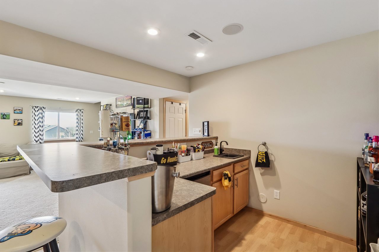 158 Eversull Lane Iowa City IA 52245
