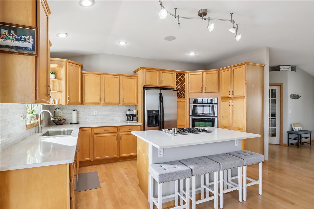 158 Eversull Lane Iowa City IA 52245