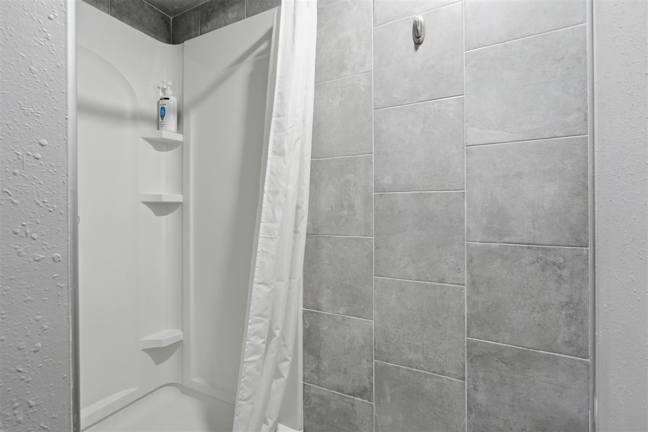 714 E Harrison Street Washington IA 52353