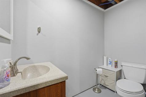 714 E Harrison Street Washington IA 52353