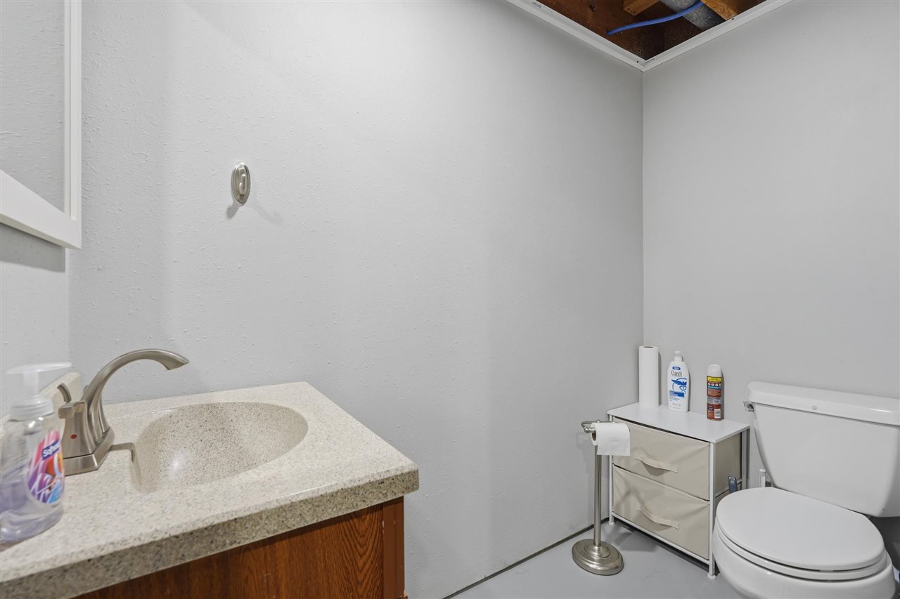 714 E Harrison Street Washington IA 52353