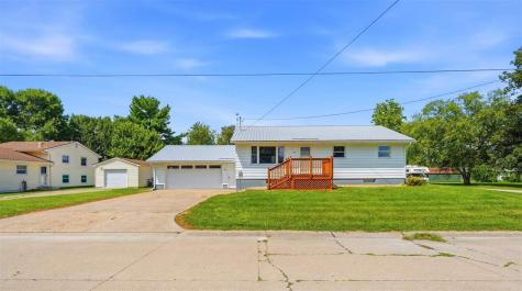 714 E Harrison Street Washington IA 52353