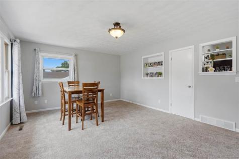 714 E Harrison Street Washington IA 52353