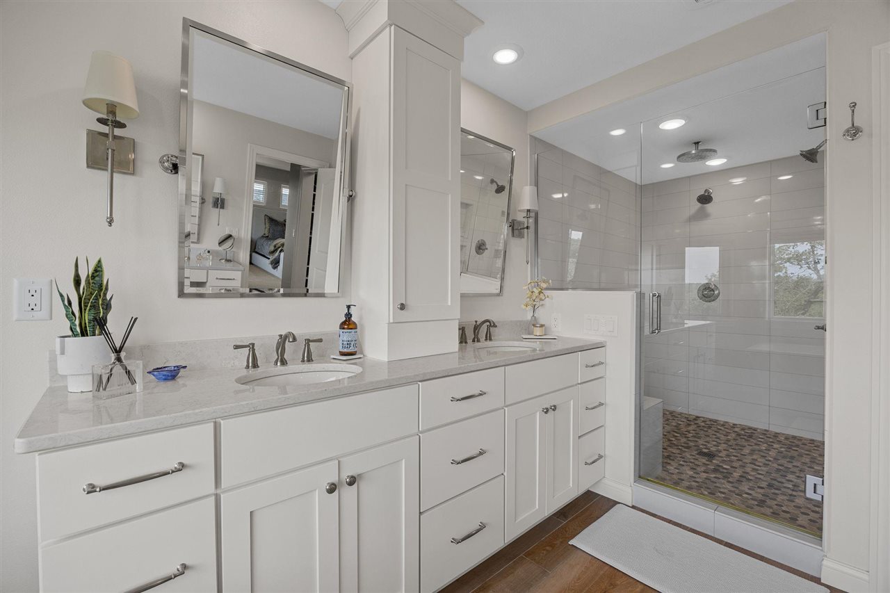1340 Salm Drive North Liberty IA 52317