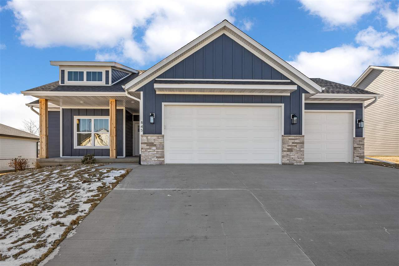 845 Yorkshire Street North Liberty IA 52317