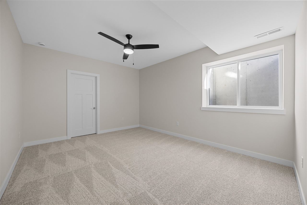 845 Yorkshire Street North Liberty IA 52317