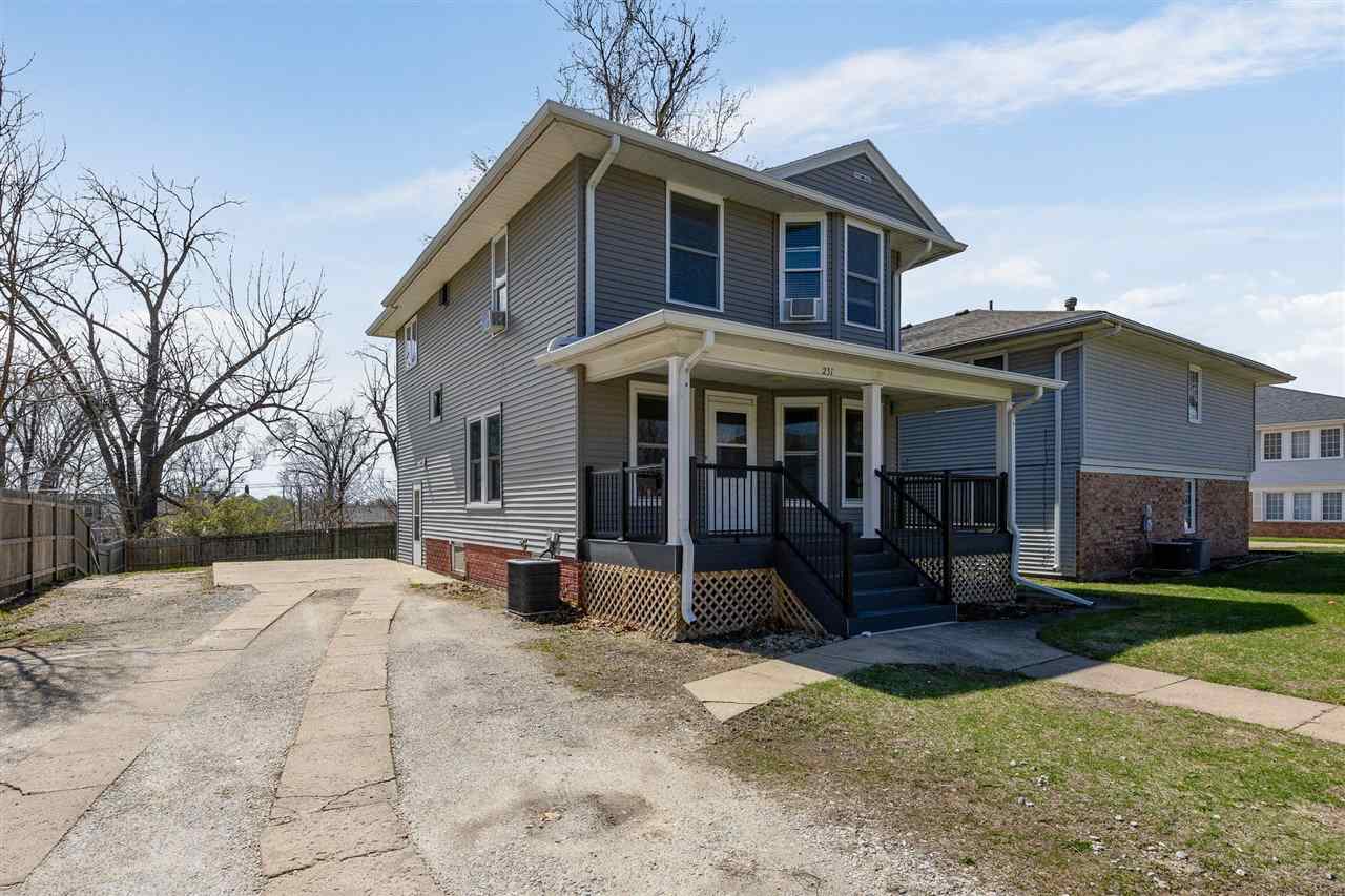 231 32nd Street NE Cedar Rapids IA 52402