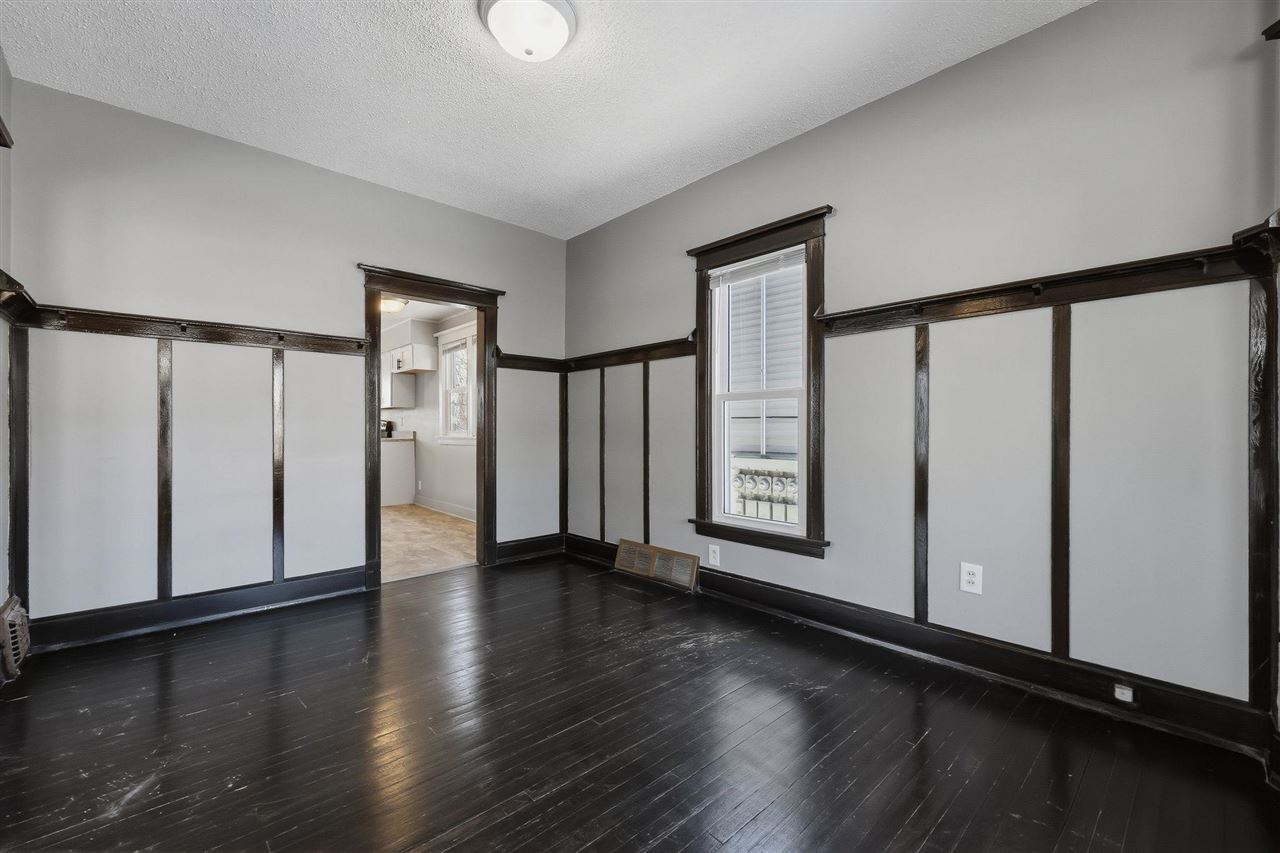 231 32nd Street NE Cedar Rapids IA 52402