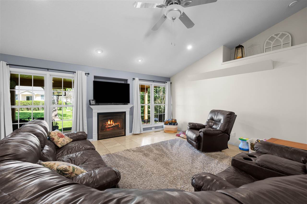 318 Sycamore Street Wilton IA 52778