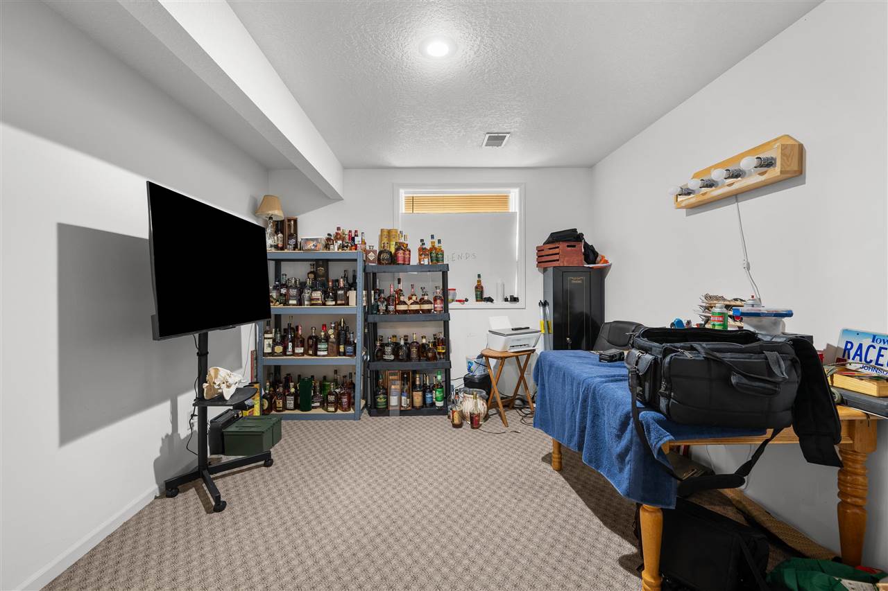 318 Sycamore Street Wilton IA 52778