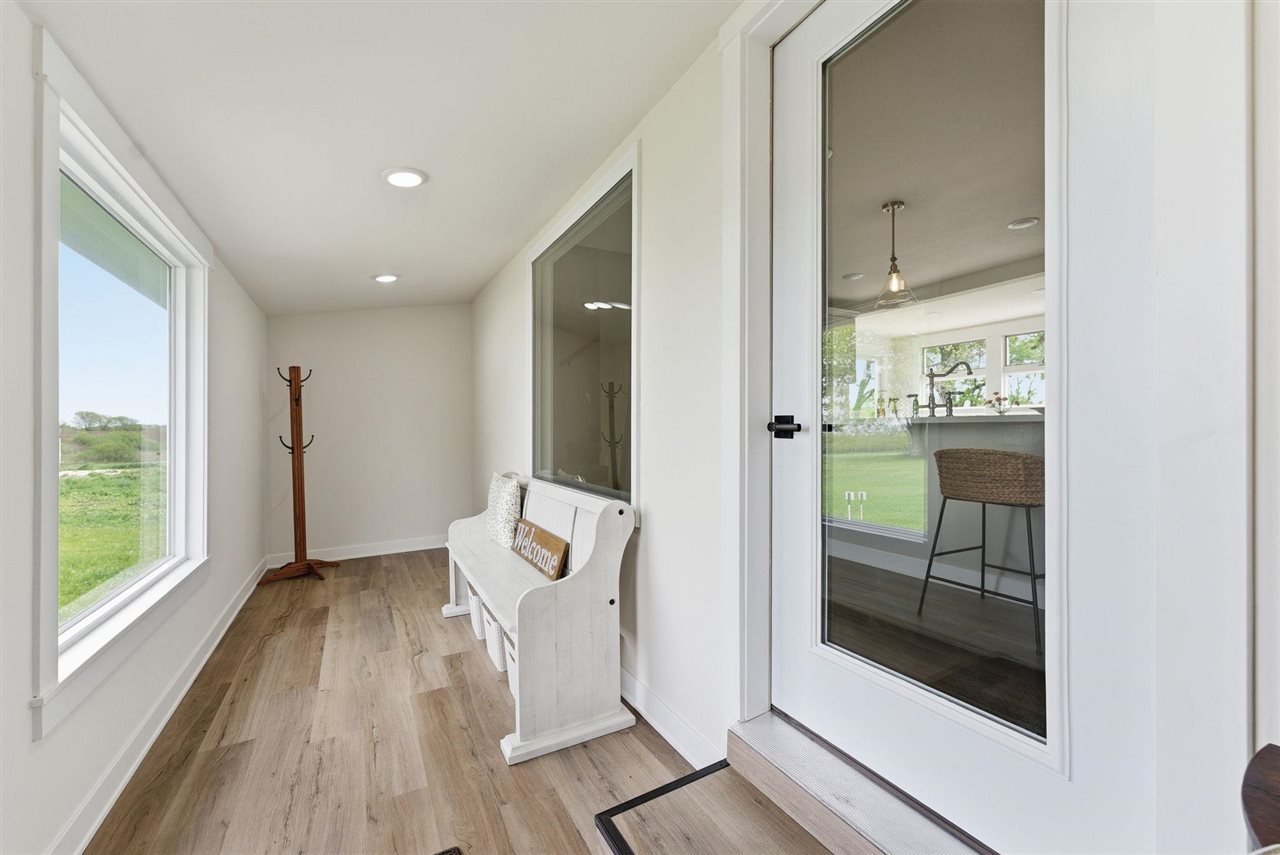 21202 180th Avenue IA 52660