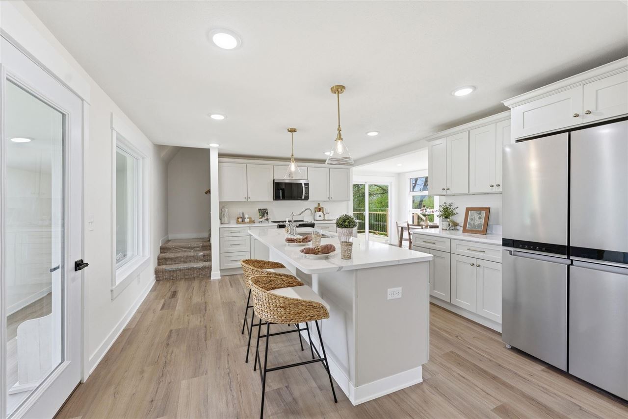 21202 180th Avenue IA 52660