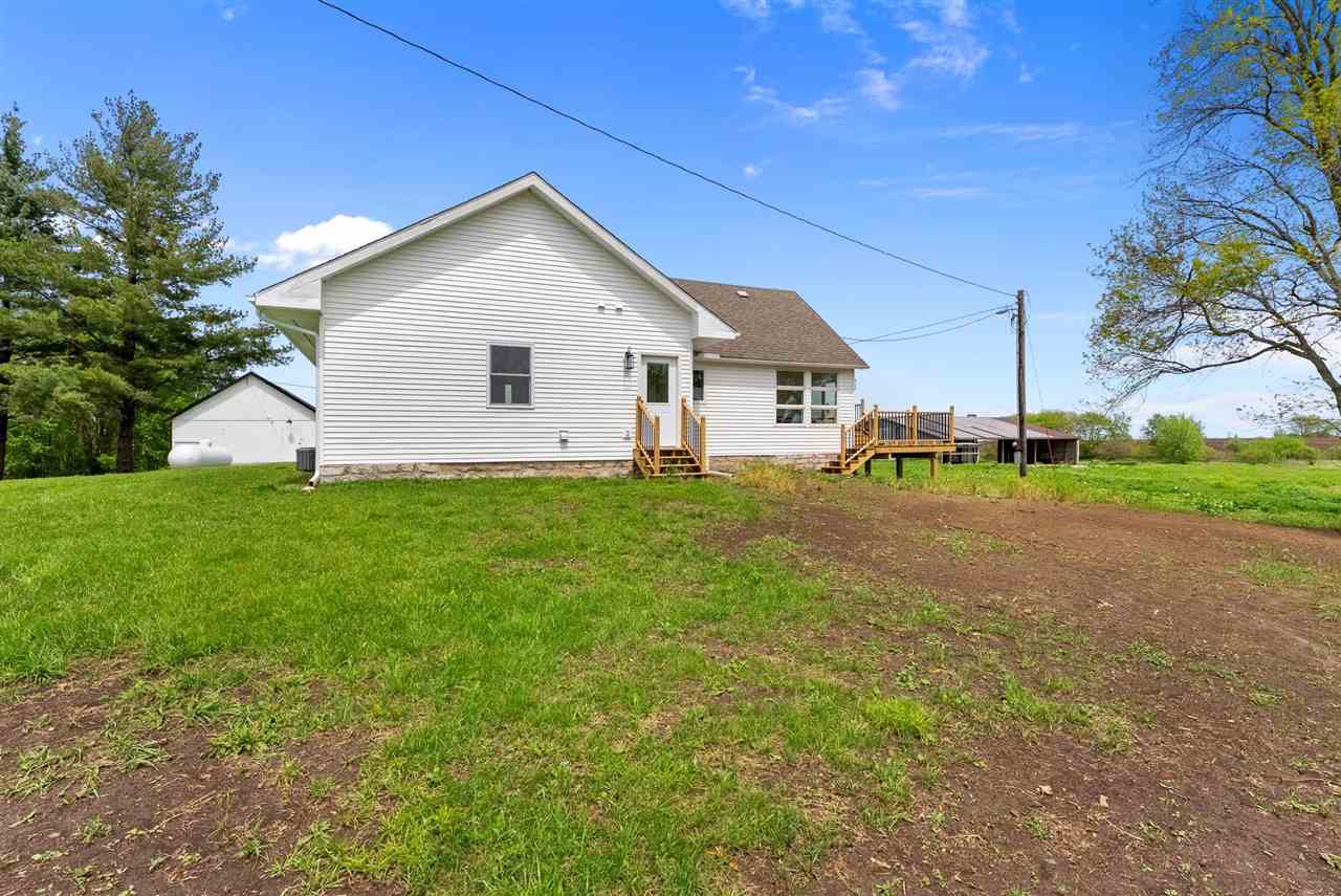 21202 180th Avenue IA 52660