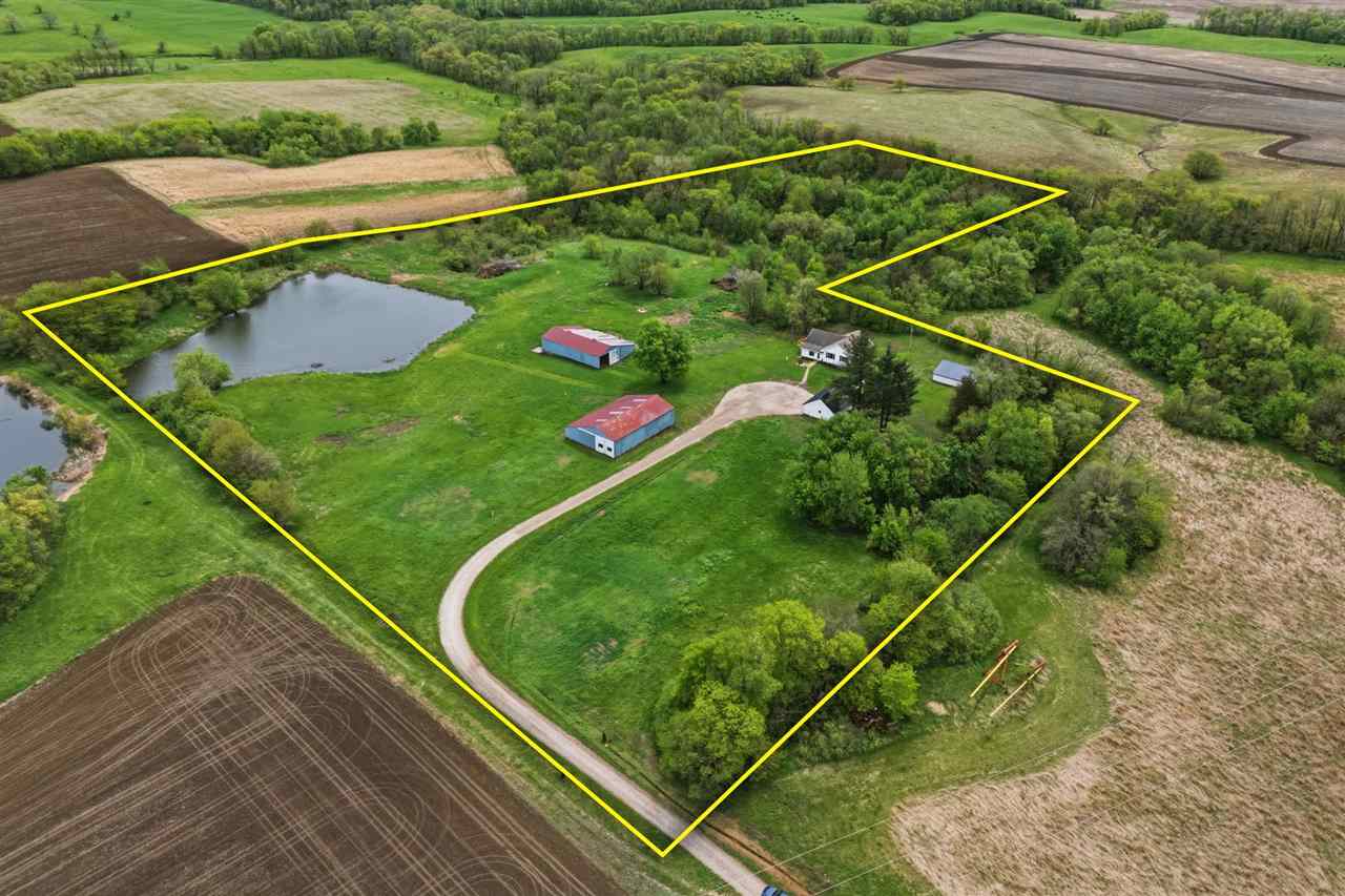 21202 180th Avenue IA 52660