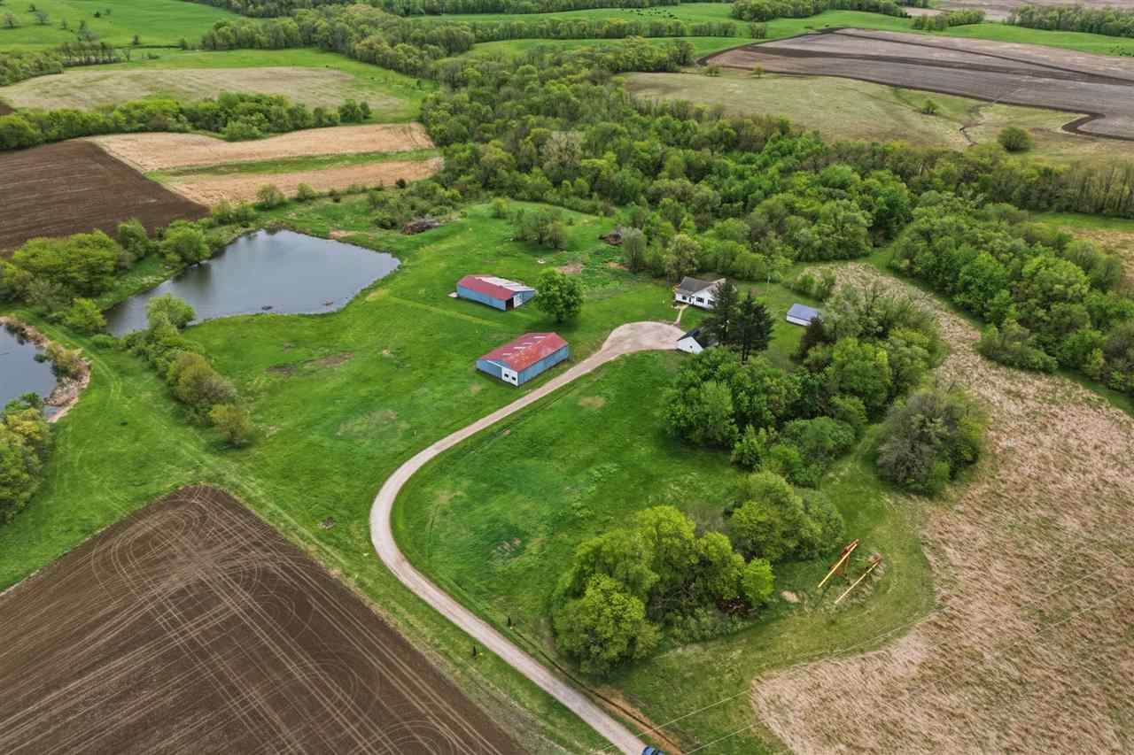 21202 180th Avenue IA 52660