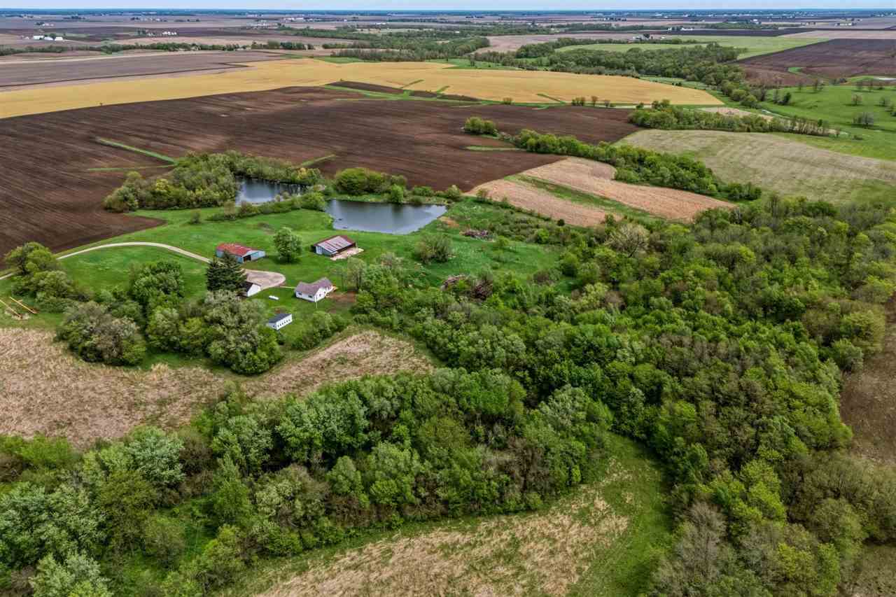 21202 180th Avenue IA 52660