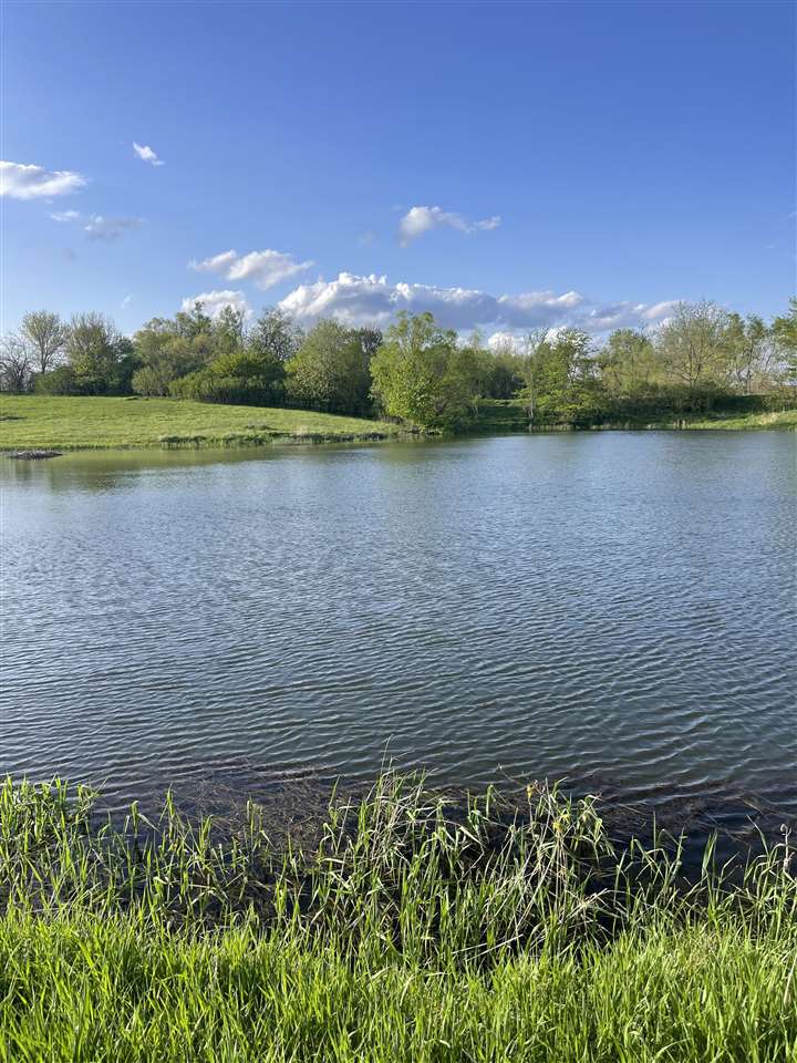 21202 180th Avenue IA 52660
