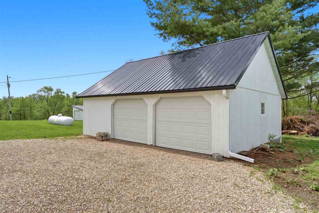 21202 180th Avenue IA 52660