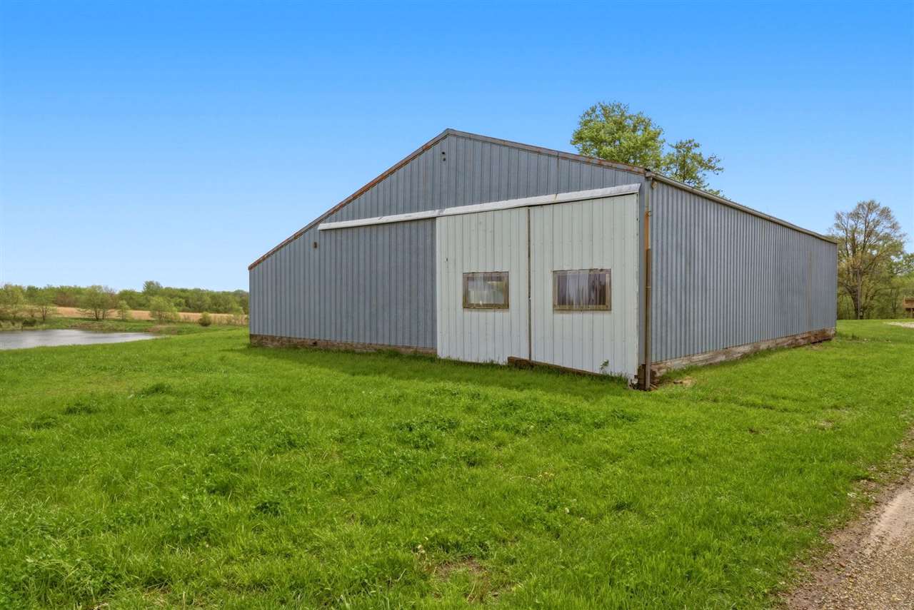 21202 180th Avenue IA 52660
