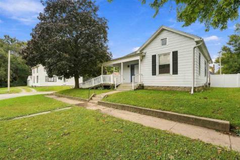 1602 Avenue I Fort Madison IA 52627
