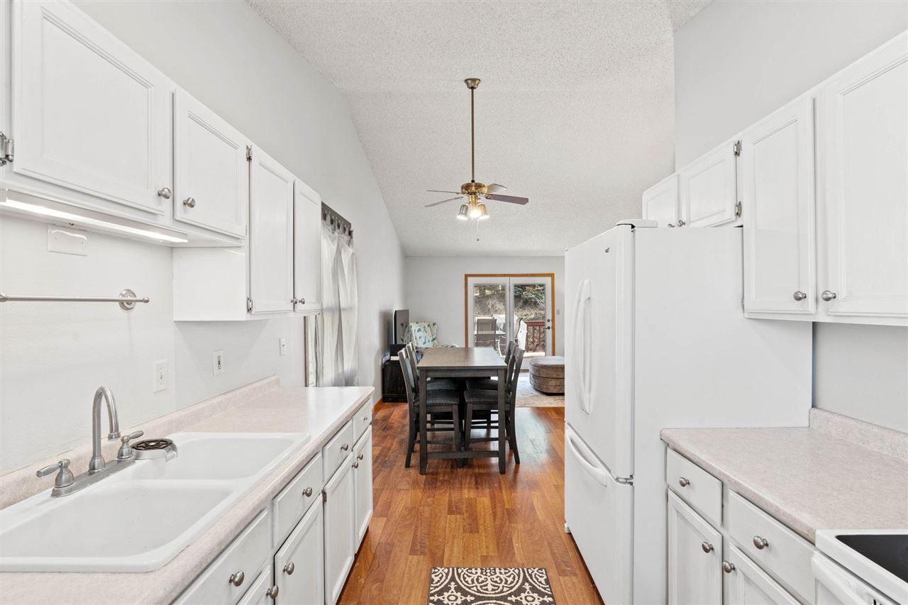 2053 South Ridge Drive Coralville IA 52241