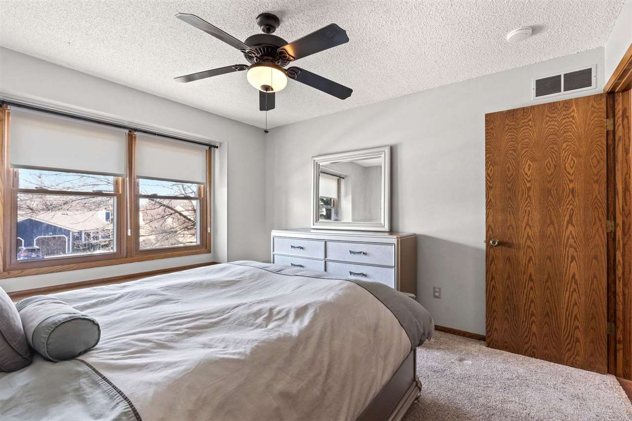 2053 South Ridge Drive Coralville IA 52241