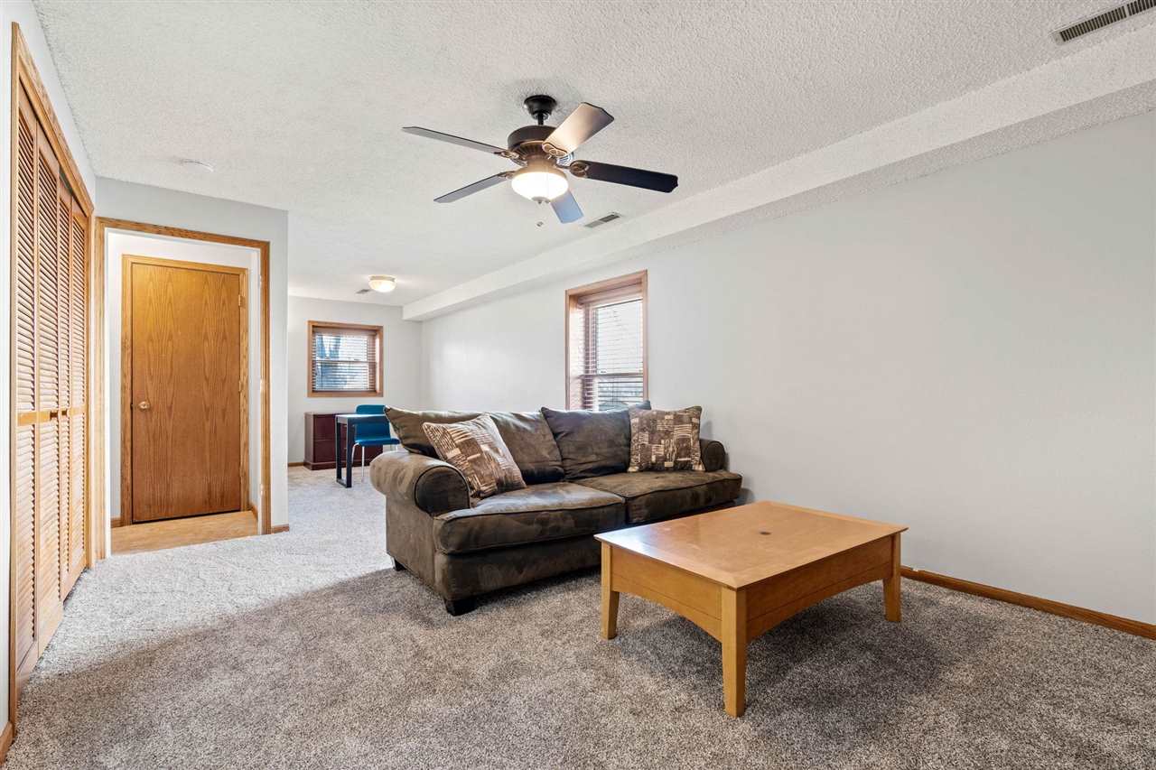 2053 South Ridge Drive Coralville IA 52241