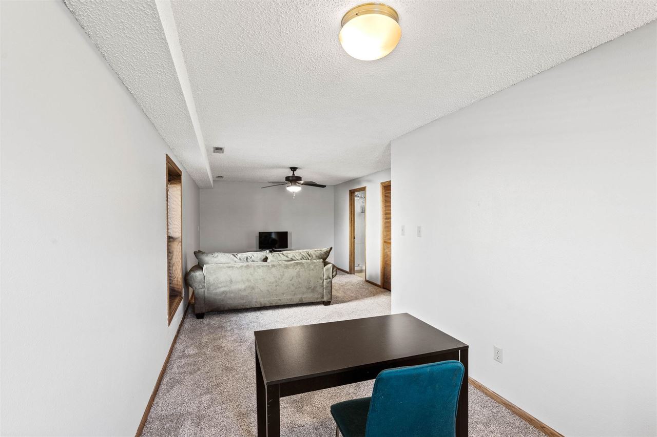 2053 South Ridge Drive Coralville IA 52241
