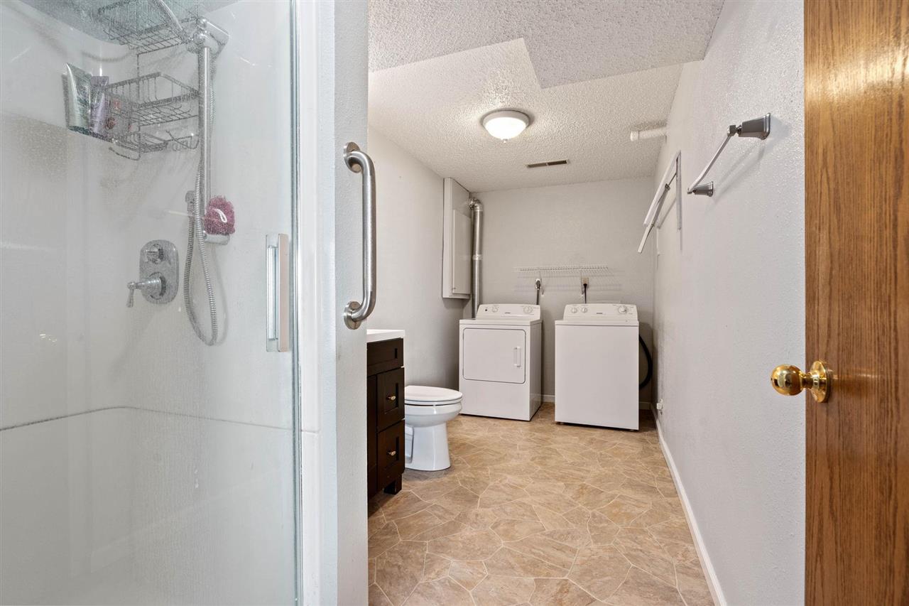 2053 South Ridge Drive Coralville IA 52241