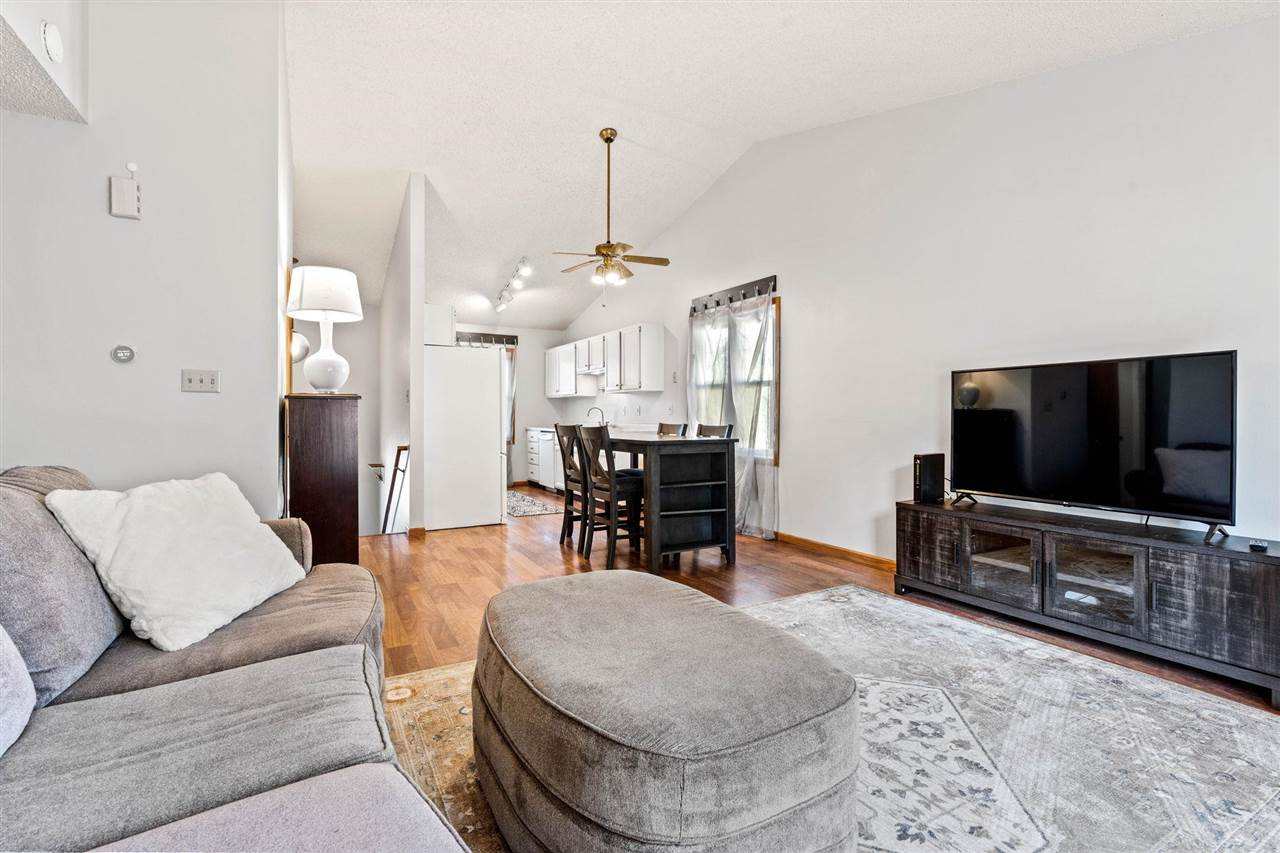 2053 South Ridge Drive Coralville IA 52241